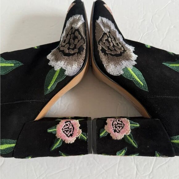 Rebecca Minkoff Black and Pink Embroidered Heeled Ankle Boots size 7 - Picture 8 of 13